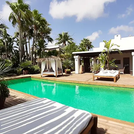Serenity 3 Luxury Boutique *